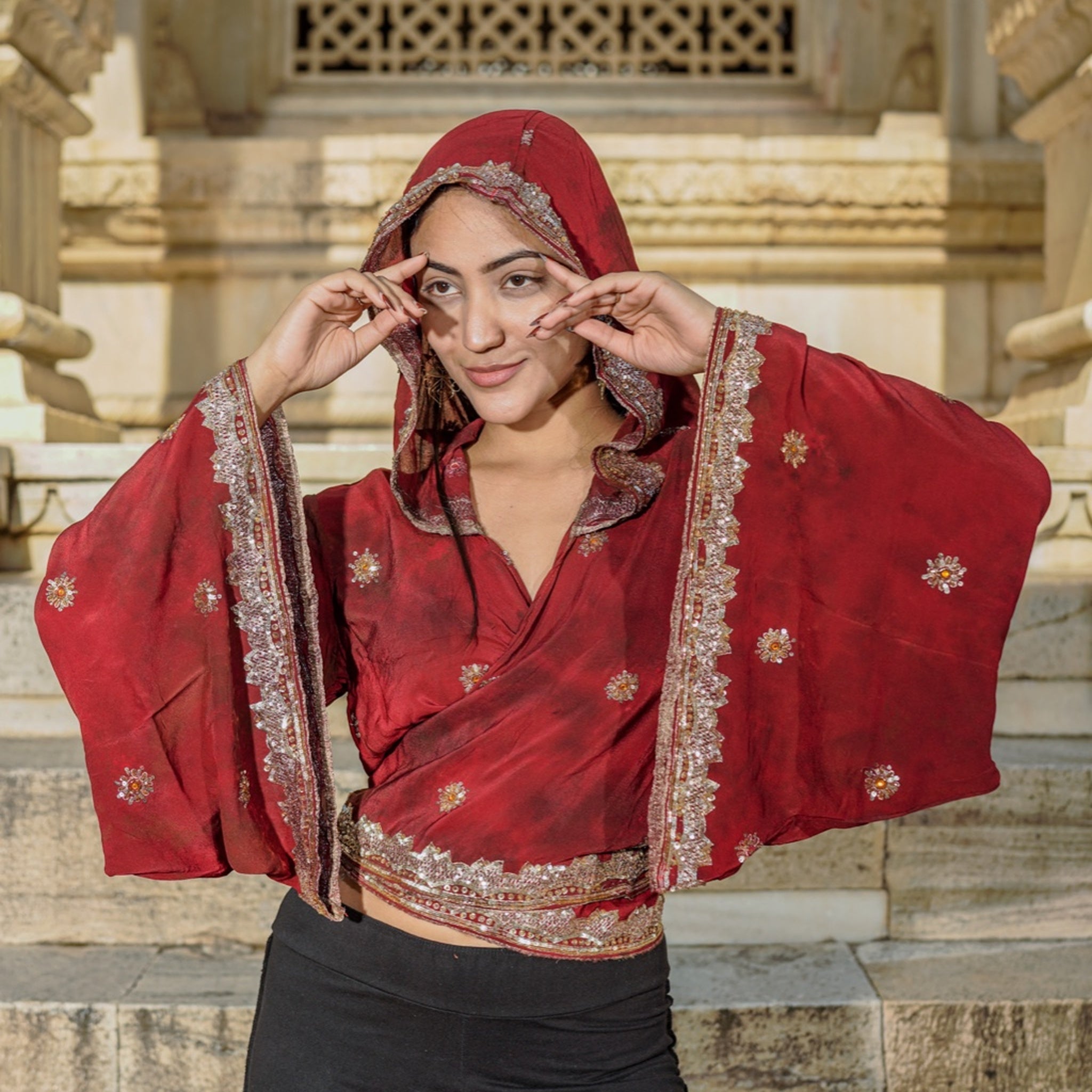 Sari Relic Hooded Top
